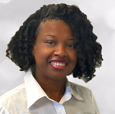 Leslie-Headshot